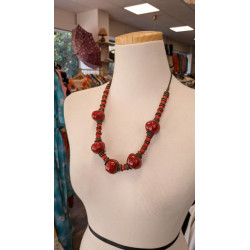 Collier fantaisie vintage rouge