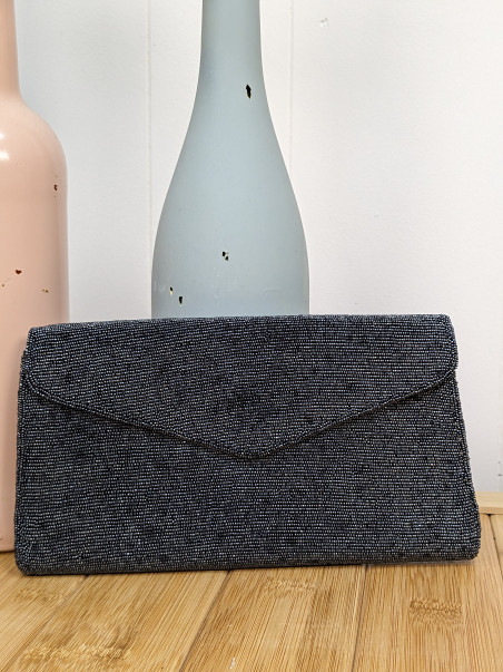 Pochette en perles grises