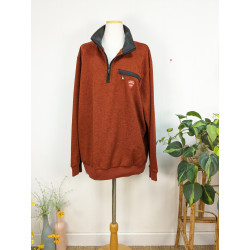 Pull col camionneur orange...